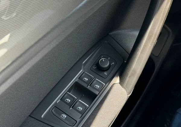 Volkswagen Tiguan Allspace cena 179760 przebieg: 10, rok produkcji 2024 z Ostrów Mazowiecka małe 466